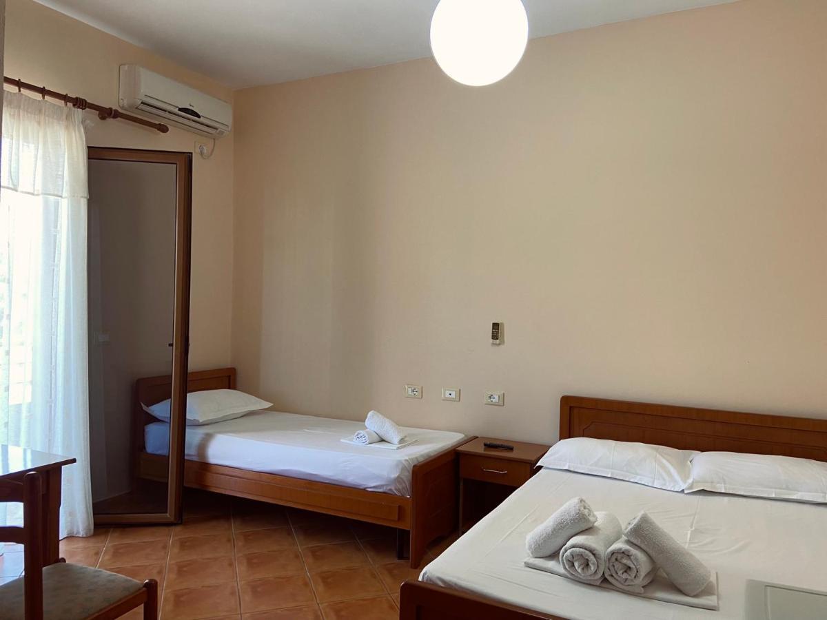 Maria Rentals Radhimë Dış mekan fotoğraf