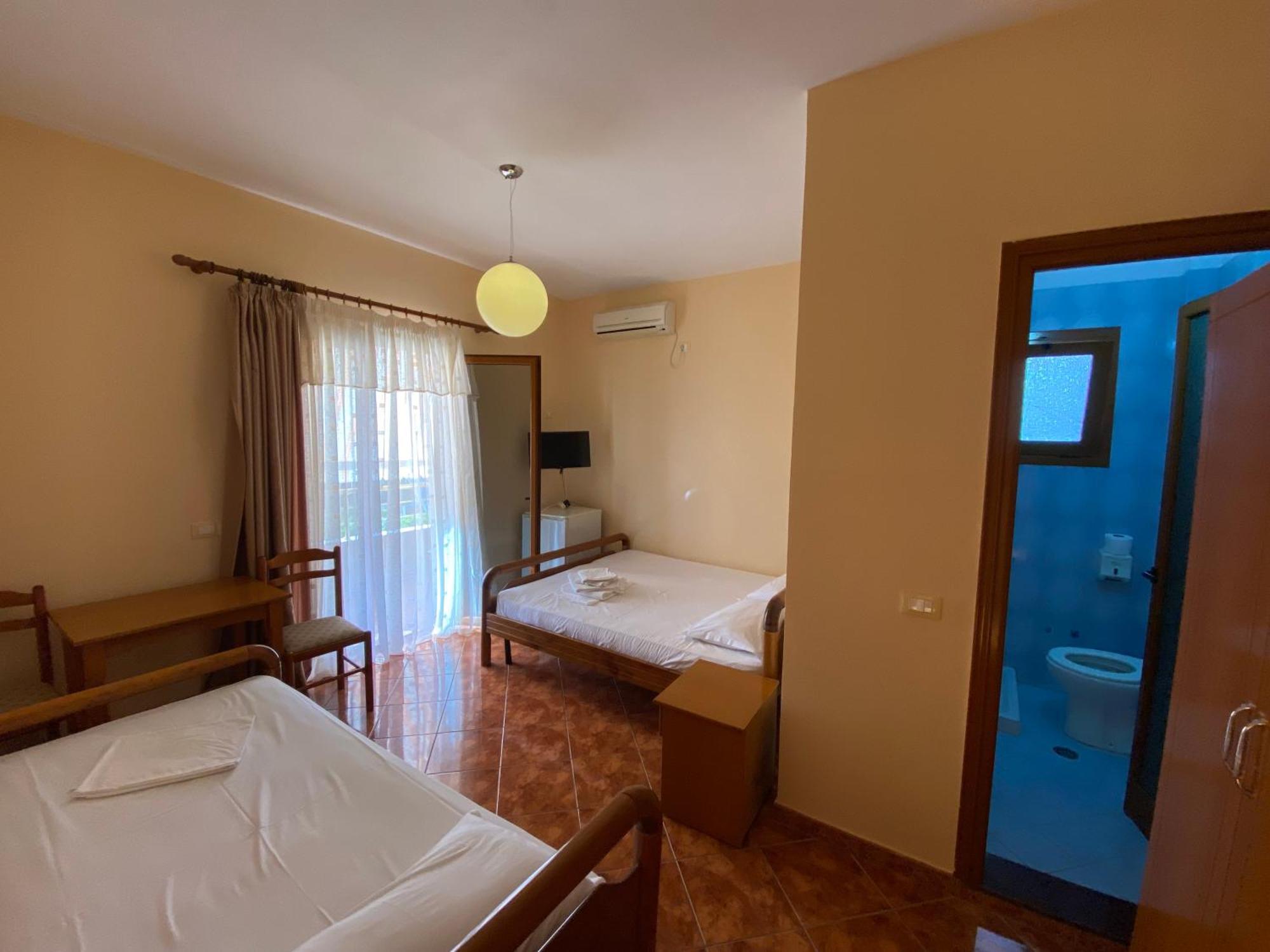 Maria Rentals Radhimë Dış mekan fotoğraf