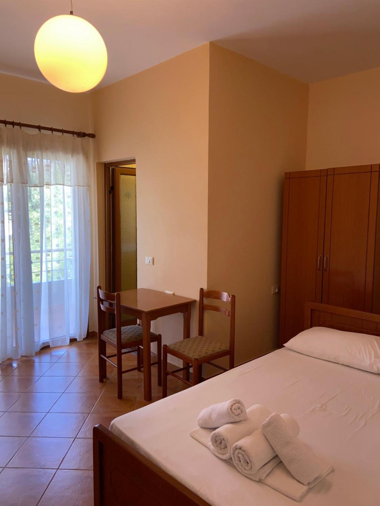 Maria Rentals Radhimë Dış mekan fotoğraf